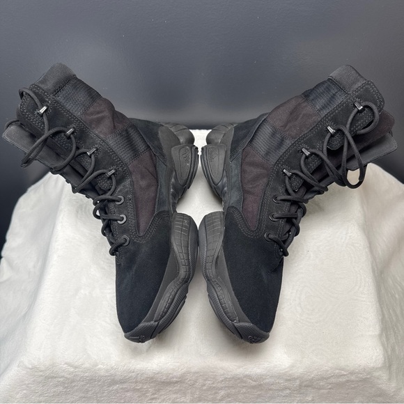 Yeezy 500 High Tactical Boot ‘Utility Black’ - Size 10.5 Men - Picture 4 of 11